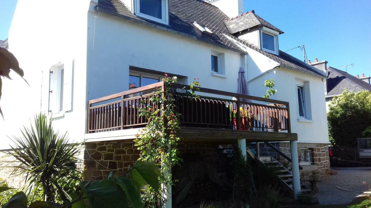 Maison spacieuse entre la ville et la côte Saint-Martin-des-Champs  Extérieur photo