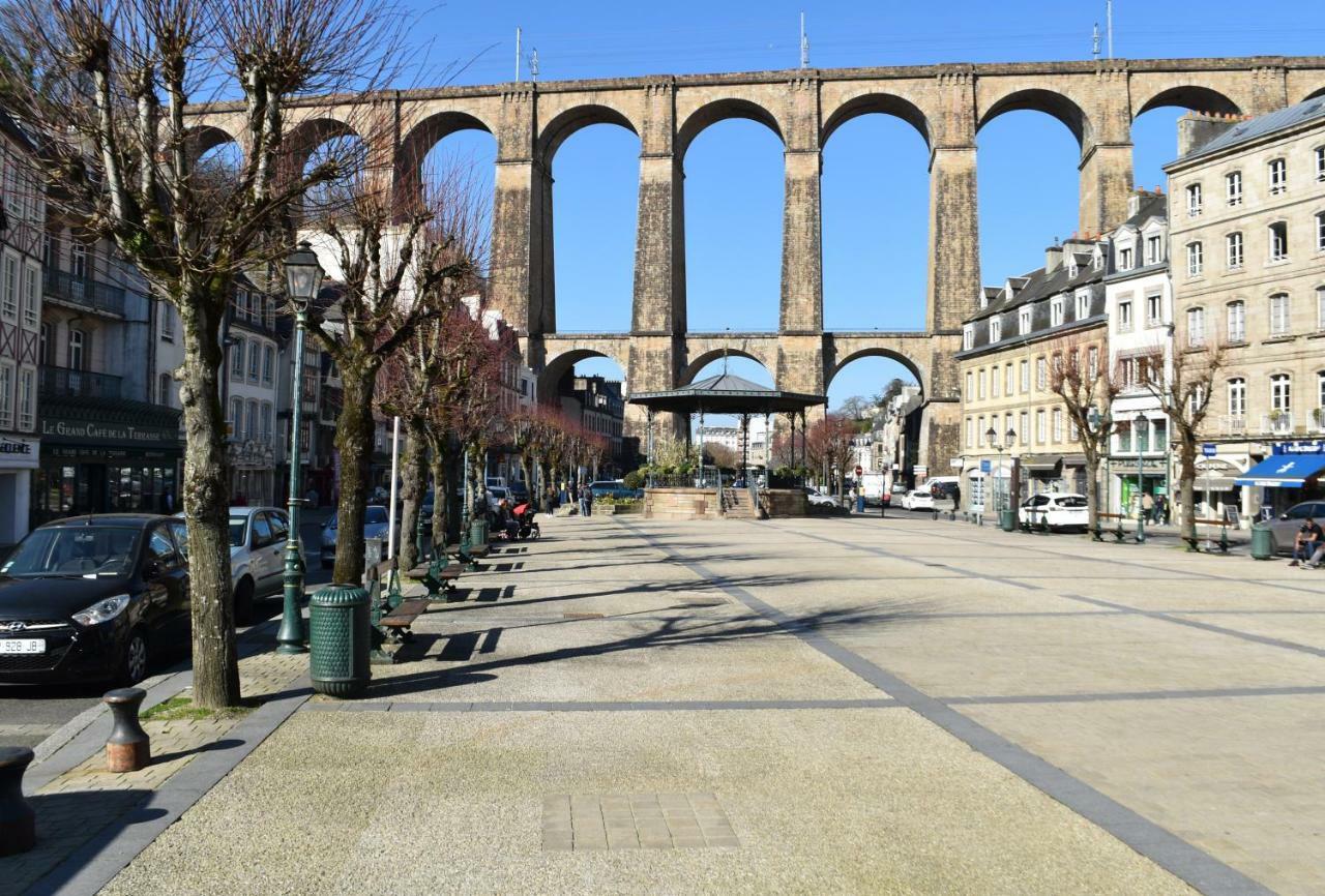 Maison spacieuse entre la ville et la côte Saint-Martin-des-Champs  Extérieur photo