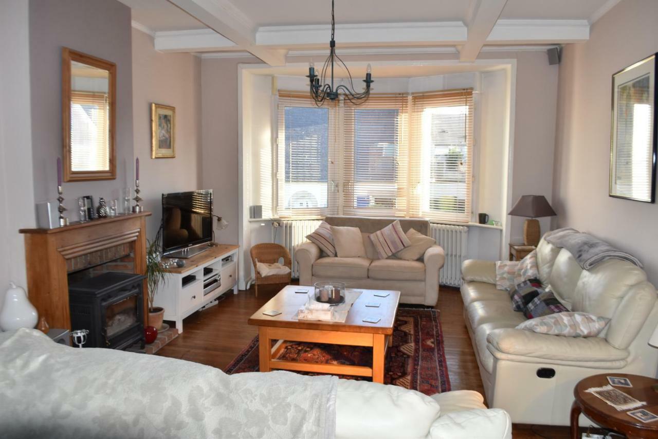 Maison spacieuse entre la ville et la côte Saint-Martin-des-Champs  Extérieur photo